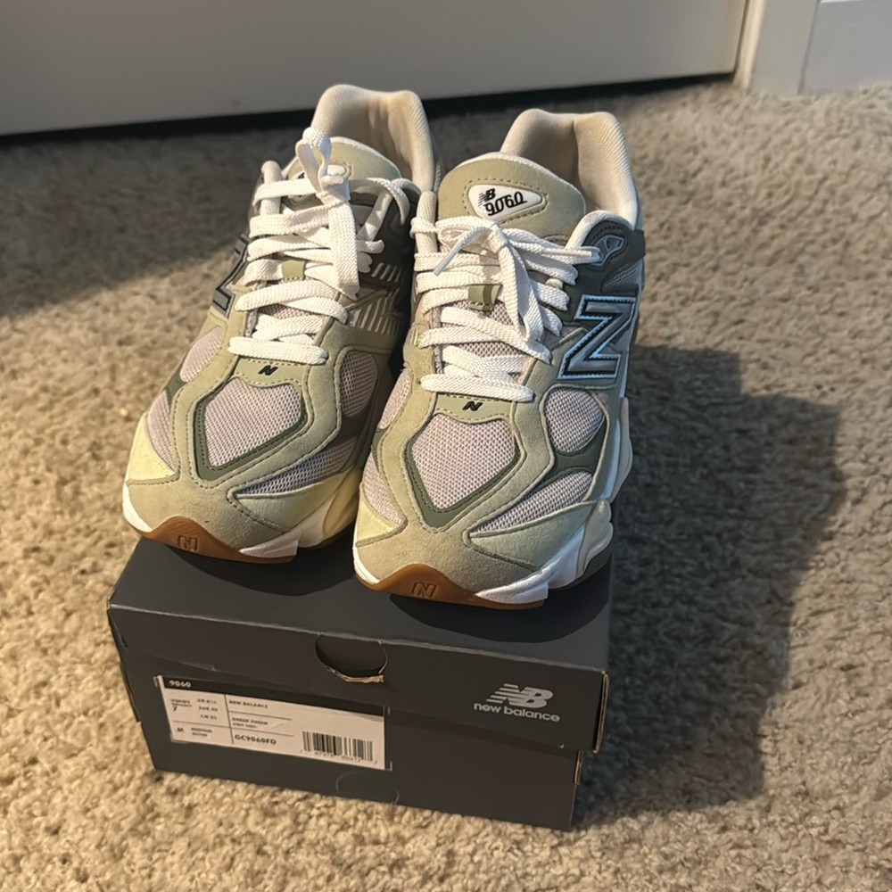 New balance sneakers